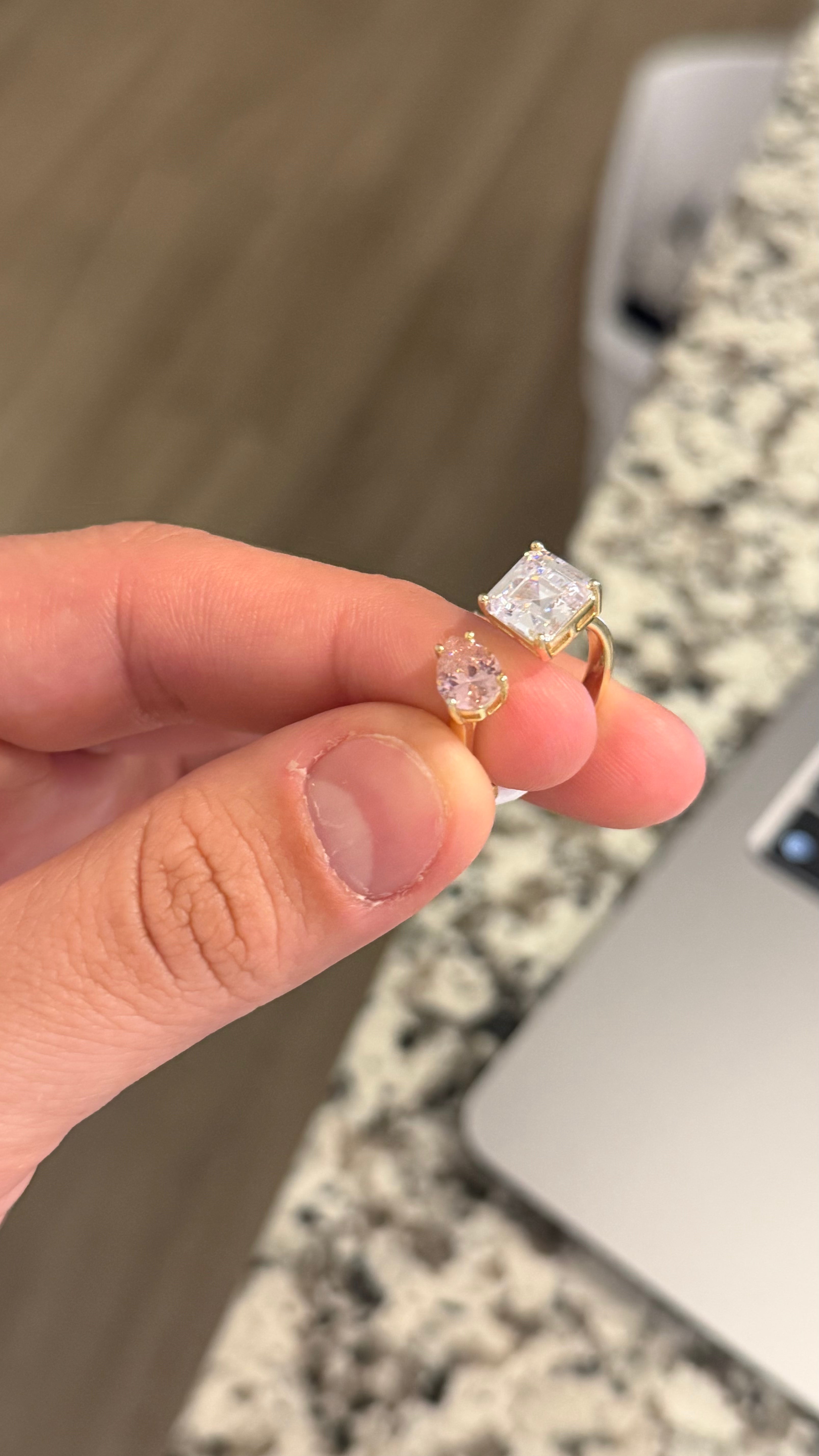 ANILLO AJUSTABLE DOS PIEDRAS